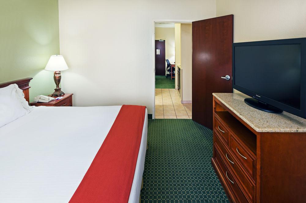 Four Points By Sheraton Dallas Arlington Entertainment District Экстерьер фото