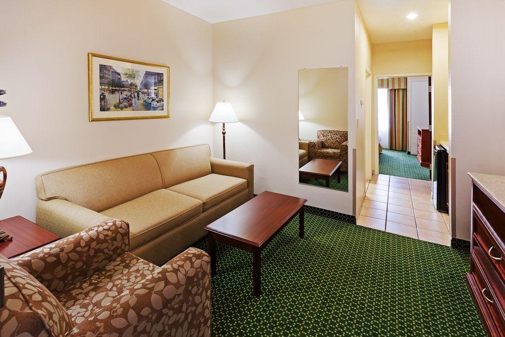Four Points By Sheraton Dallas Arlington Entertainment District Экстерьер фото