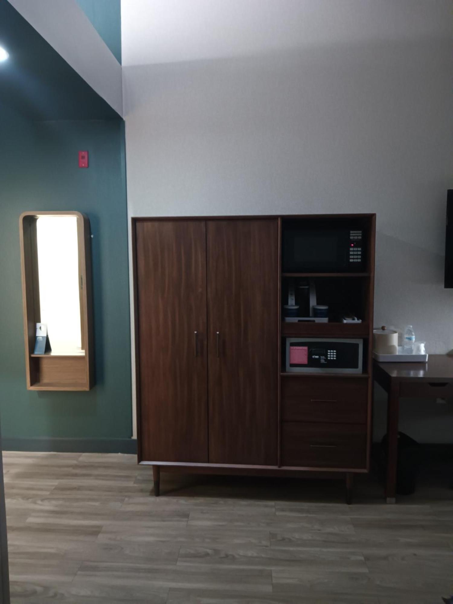 Four Points By Sheraton Dallas Arlington Entertainment District Экстерьер фото